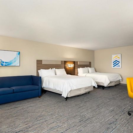 Holiday Inn Express Richmond By Ihg Exterior photo