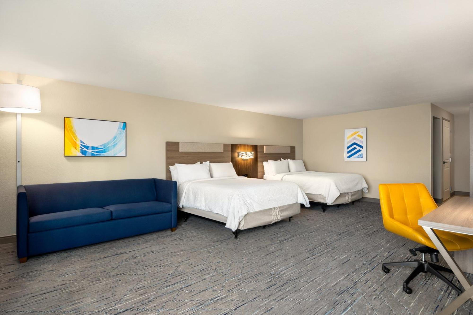 Holiday Inn Express Richmond By Ihg Exterior photo