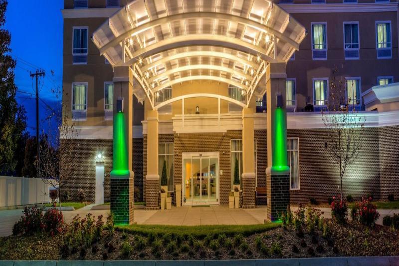 Holiday Inn Express Richmond, An Ihg Hotel Exterior photo